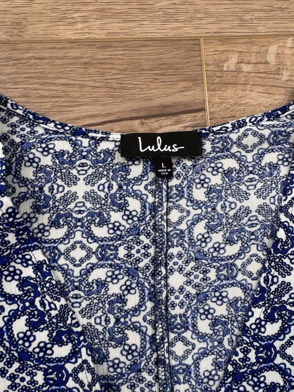 Lulus Blue White Medallion Print Maxi Dress Long Sleeve Boho Size L - Picture 3 of 9